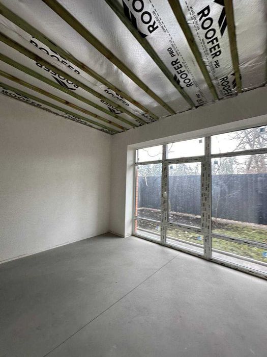 Будинок в лісовій Бучі з наповненням, поруч Бучанский міський парк