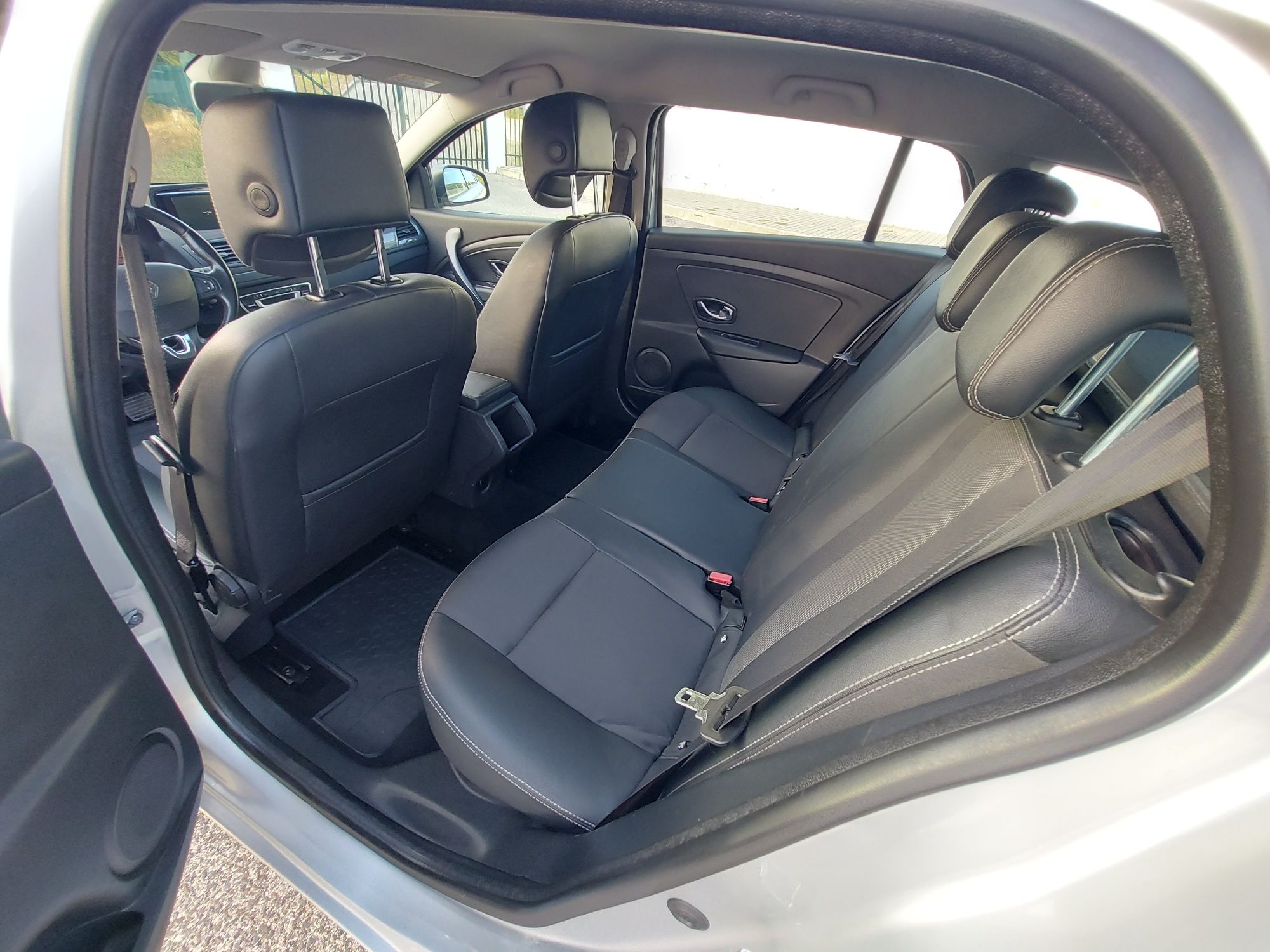 Renault Mégane 1.5 DCI Confort SS 110cv 6V 2016 GPS