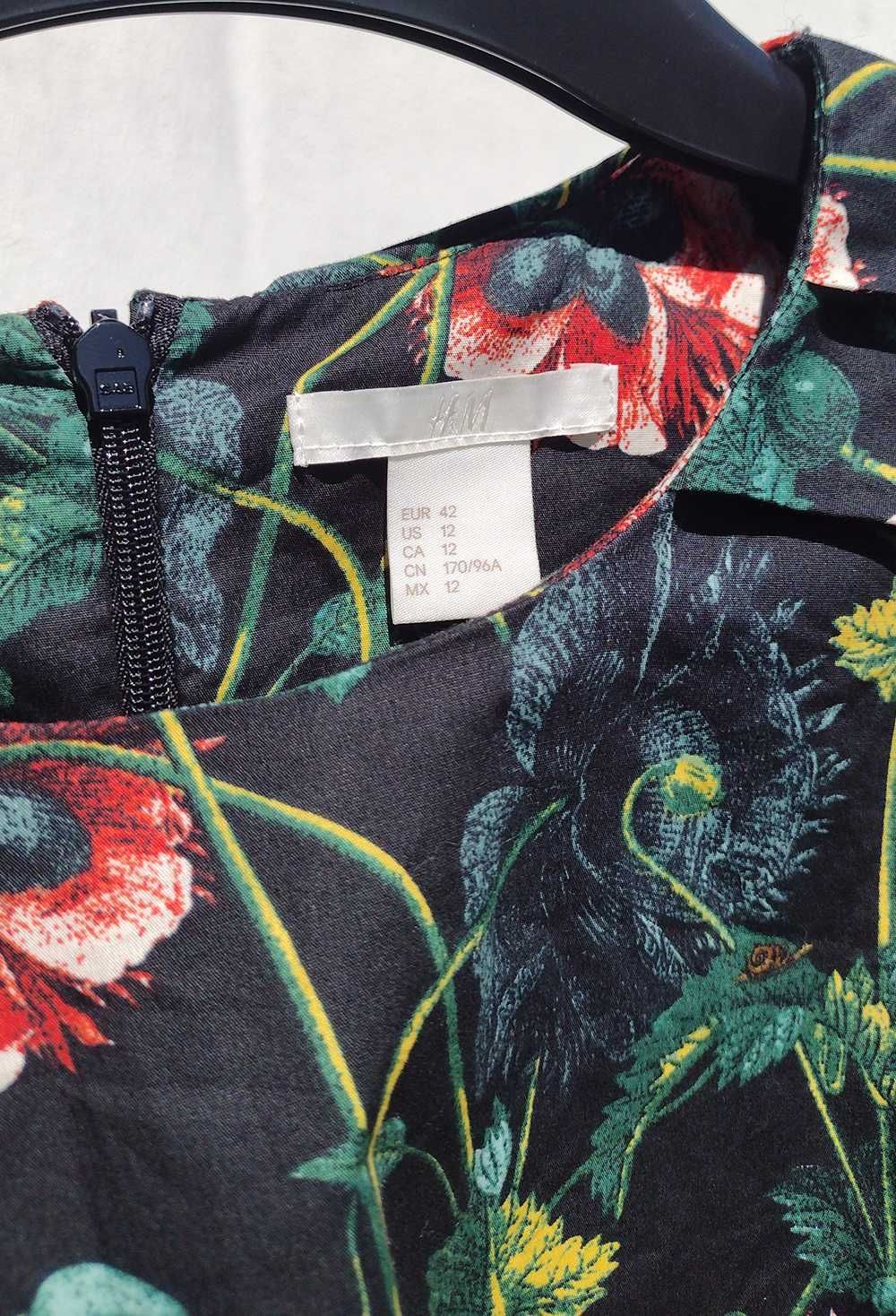 Яркая цветочная блуза коттон H&M L
