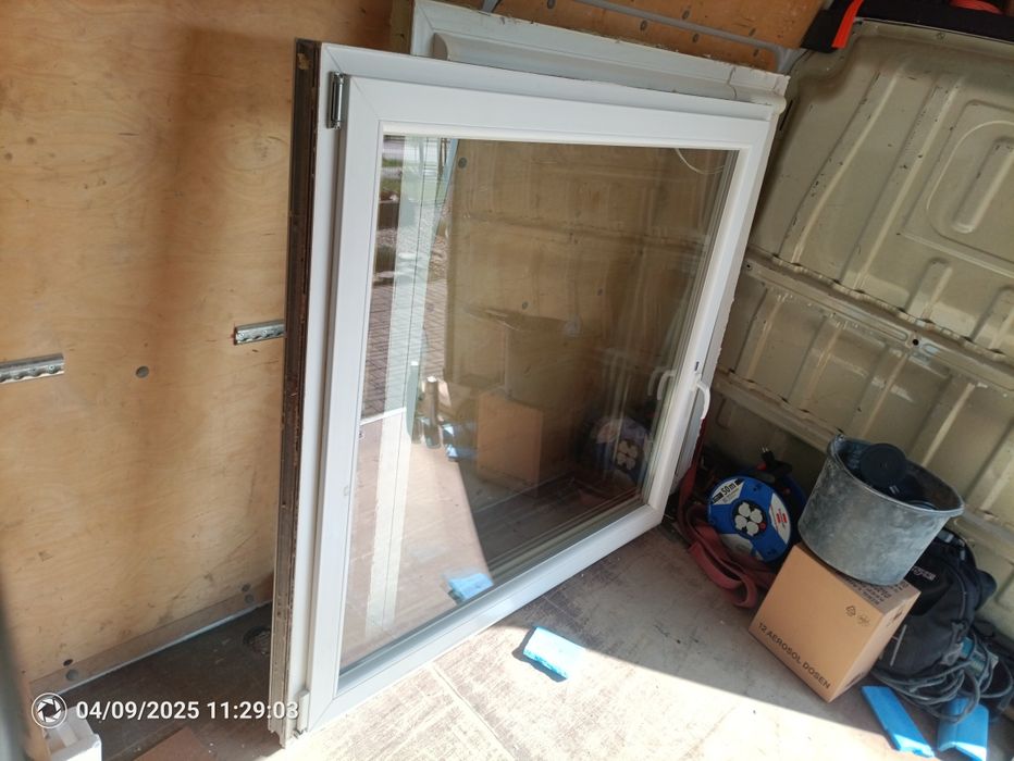 Okno szer144 x wys 136 lewe