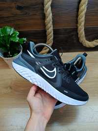 Czarne męskie buty sportowe Nike Legend React 2