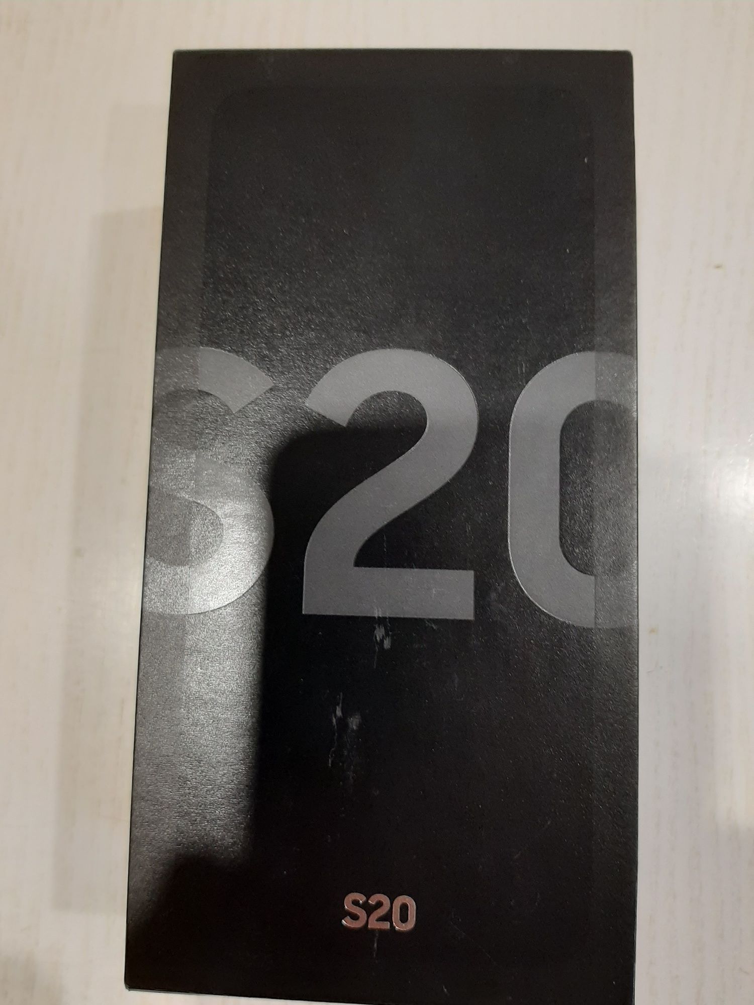 Мобильный телефон SAMSUNG GALAXY S20 (SM-G980F/DS)