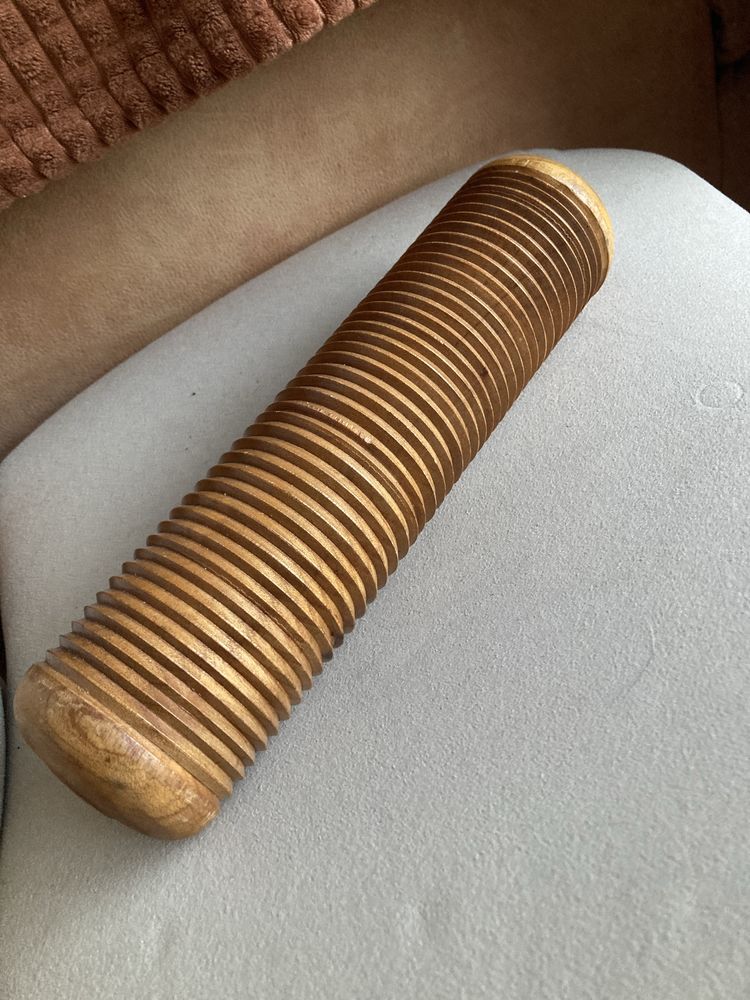 Instrument muzyczny Giro