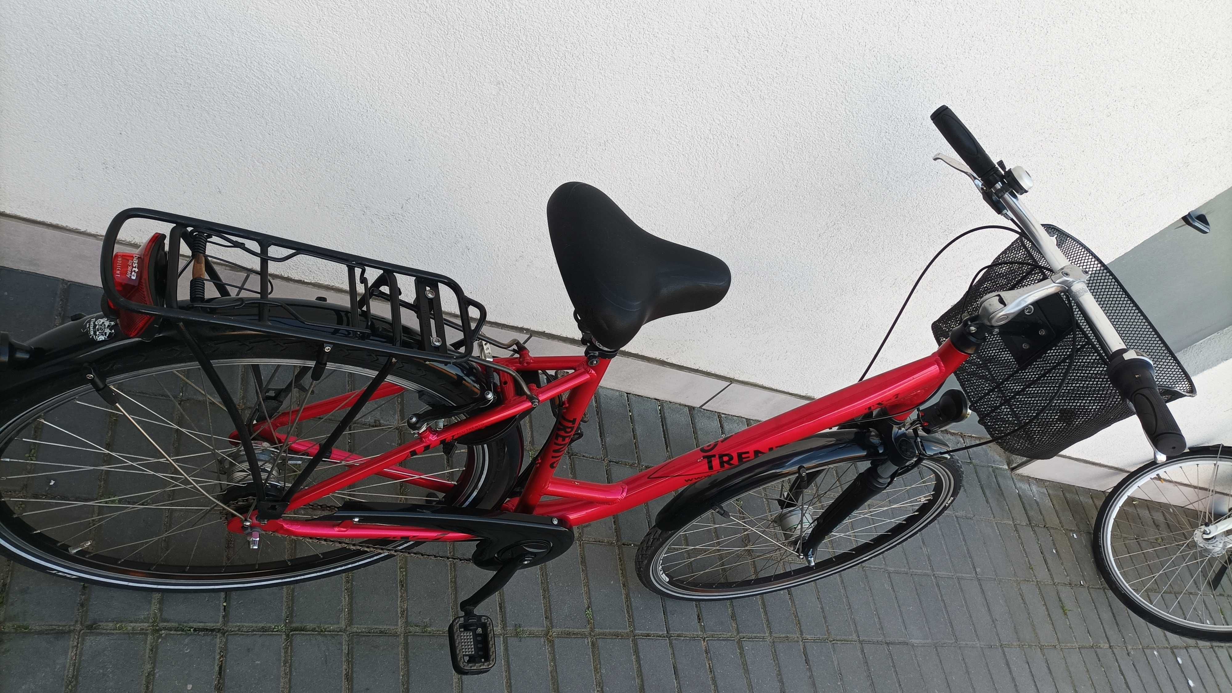 Rower Czerwona damka koła 28 rama 21 ,7biegow nexus
