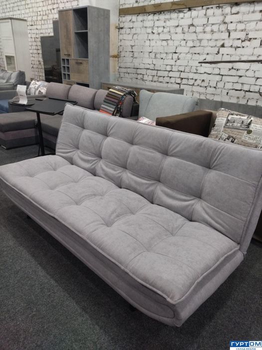 Усі дивани по 8700