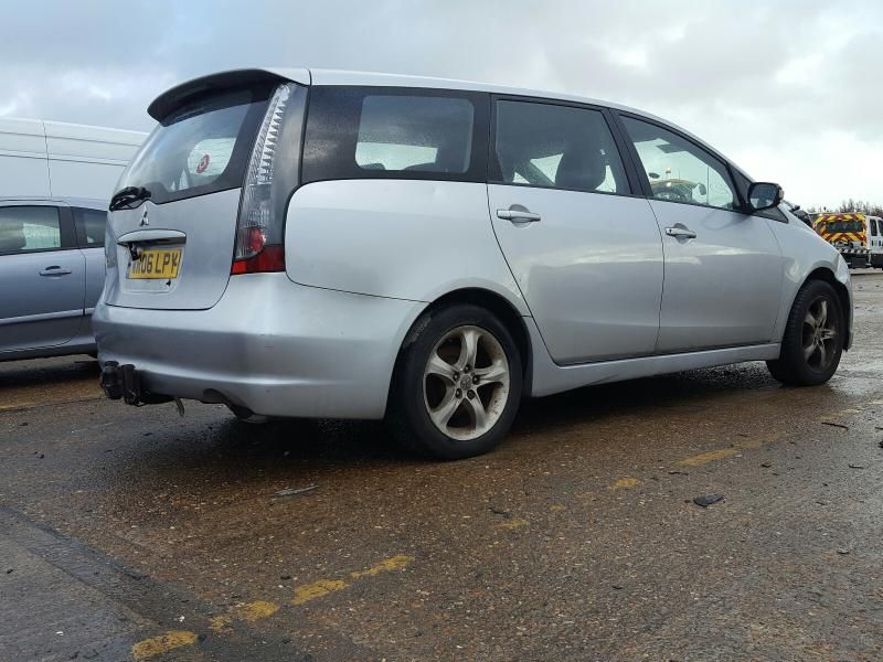 MITSUBISHI GRANDIS 2.4 bezn. 06r. Silnik Skrzynia Automatyczna Części