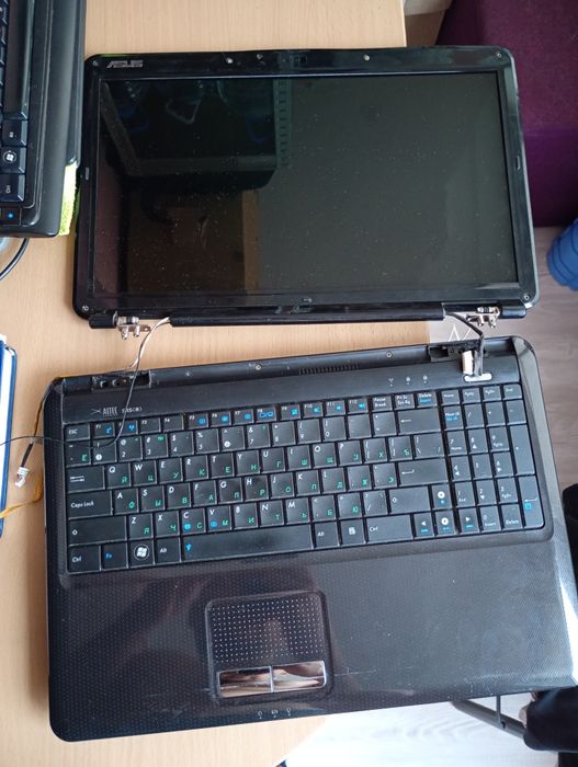Запчаси ноутбук Asus k50af. Асус. Матрица. Материнка. Процессор. И тд.