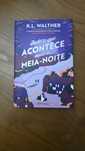 Livro Tudo o que Acontece Depois da Meia-Noite