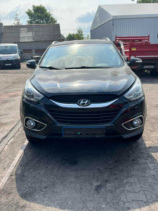 Hyundai ix35 1.6 GDI 2014rok kod lakieru 9P części