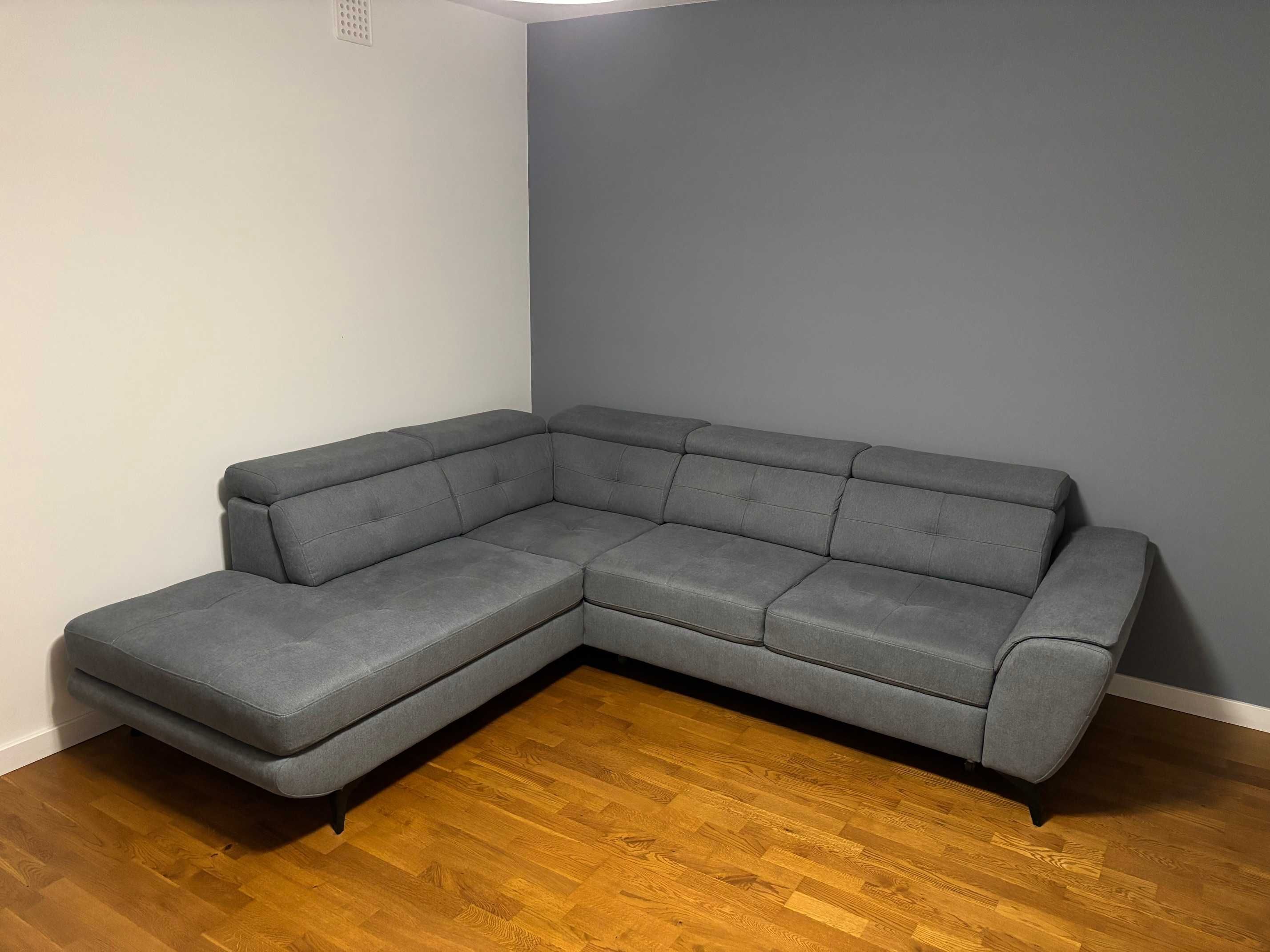 Narożnik SERGIO z funkcją spania, sofa wersalka. INSTILO