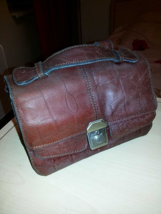 Барсетка -  натуральная кожа.