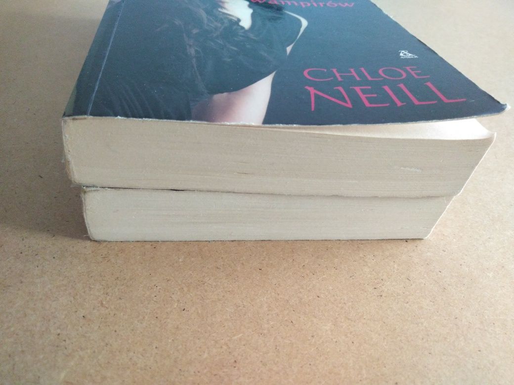 Książki Chloe Neill o wampirach tom 1 i 2