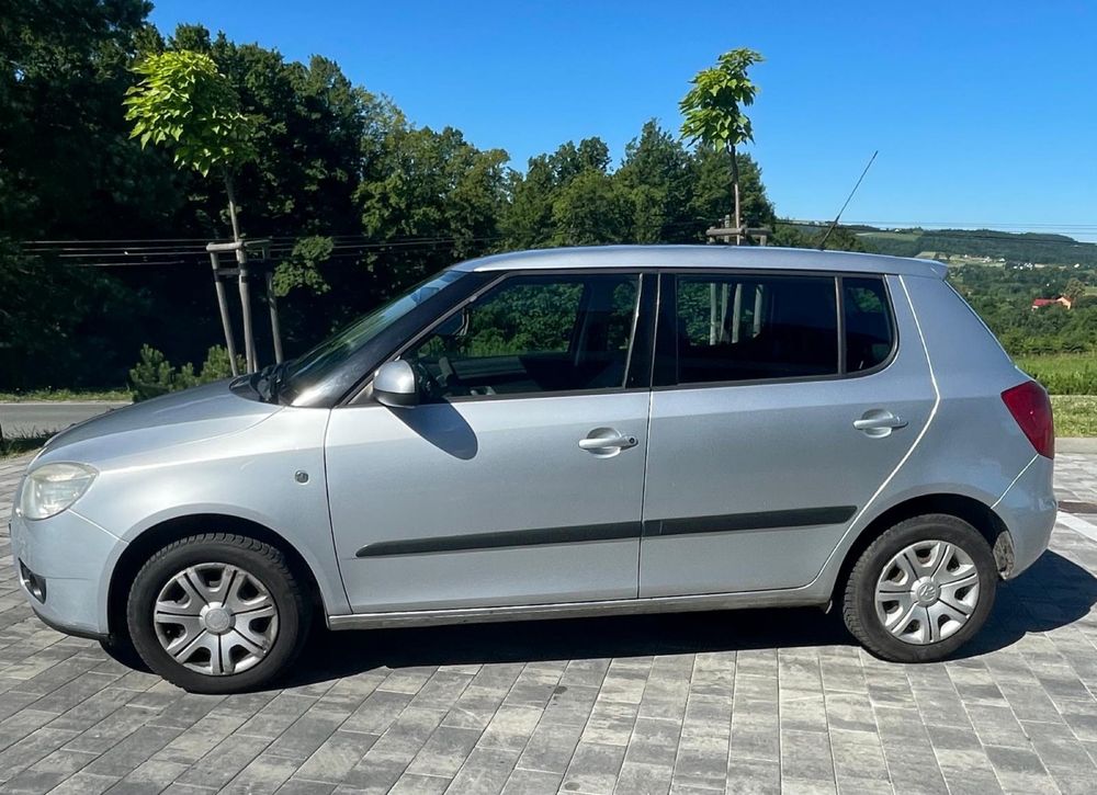 Skoda fabia 2  1,2 benzyna