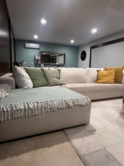 Sofá 6 lugares – branco pérola – super confortável!