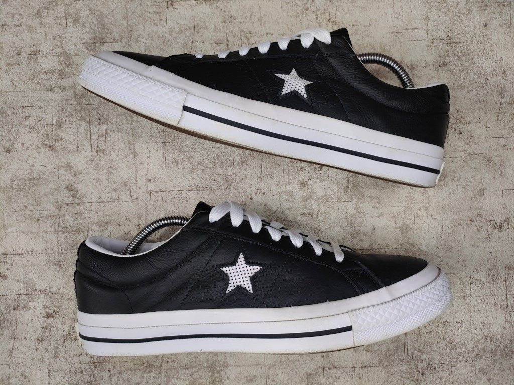 Кеди Converse One Star Ox р-41.5 оригінал кеды конверсы кроссовки кожа