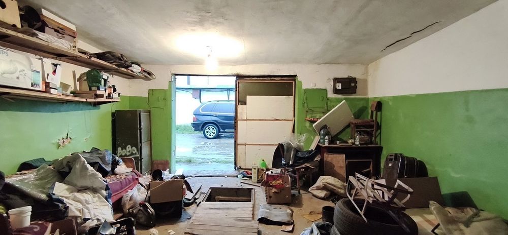 Продається гараж в хорошому стані біля "Епіцентру" в м.Калуш