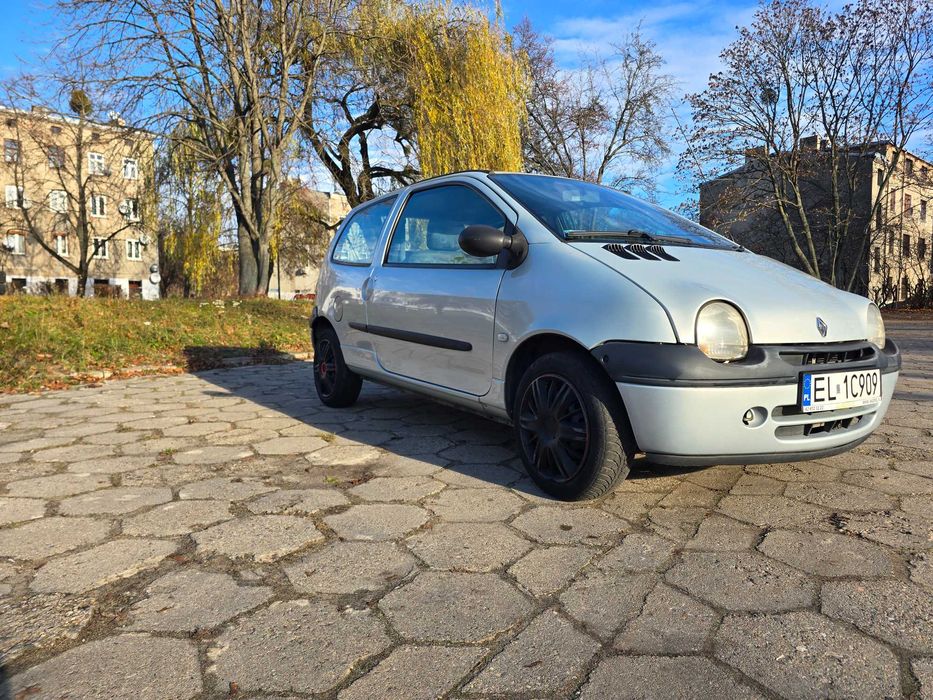 Renault Twingo 1,2 2006r klimatyzacja,niski przebieg.