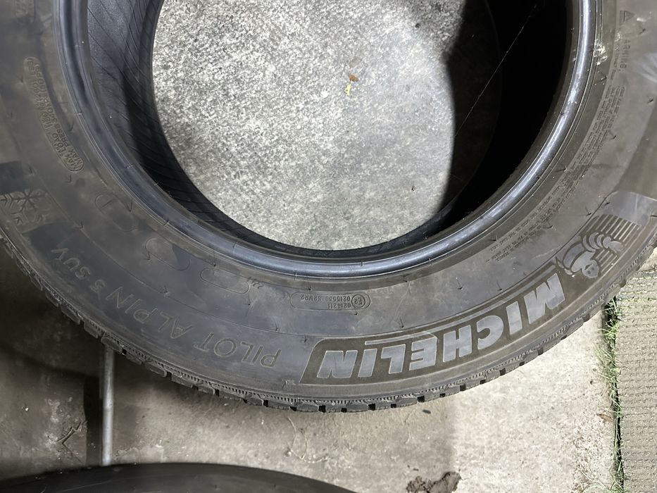 Michelin Pilot Alpin SUV 265/60 R18 протектор 7.5-8 мм