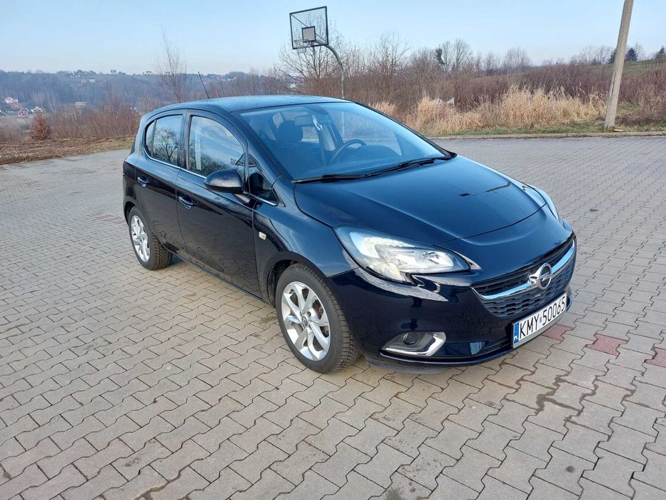 Opel Corsa Cosmo z niskim przebiegiem.