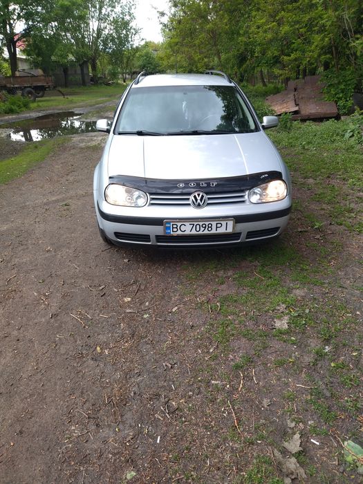 Volkswagen Golf 4
