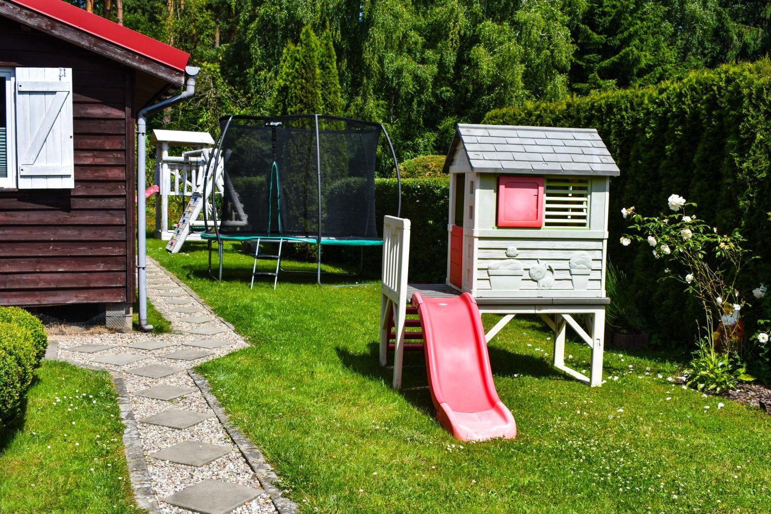 Samodzielnie ogrodzone domki letniskowe nad morzem 350m Rusinowo no