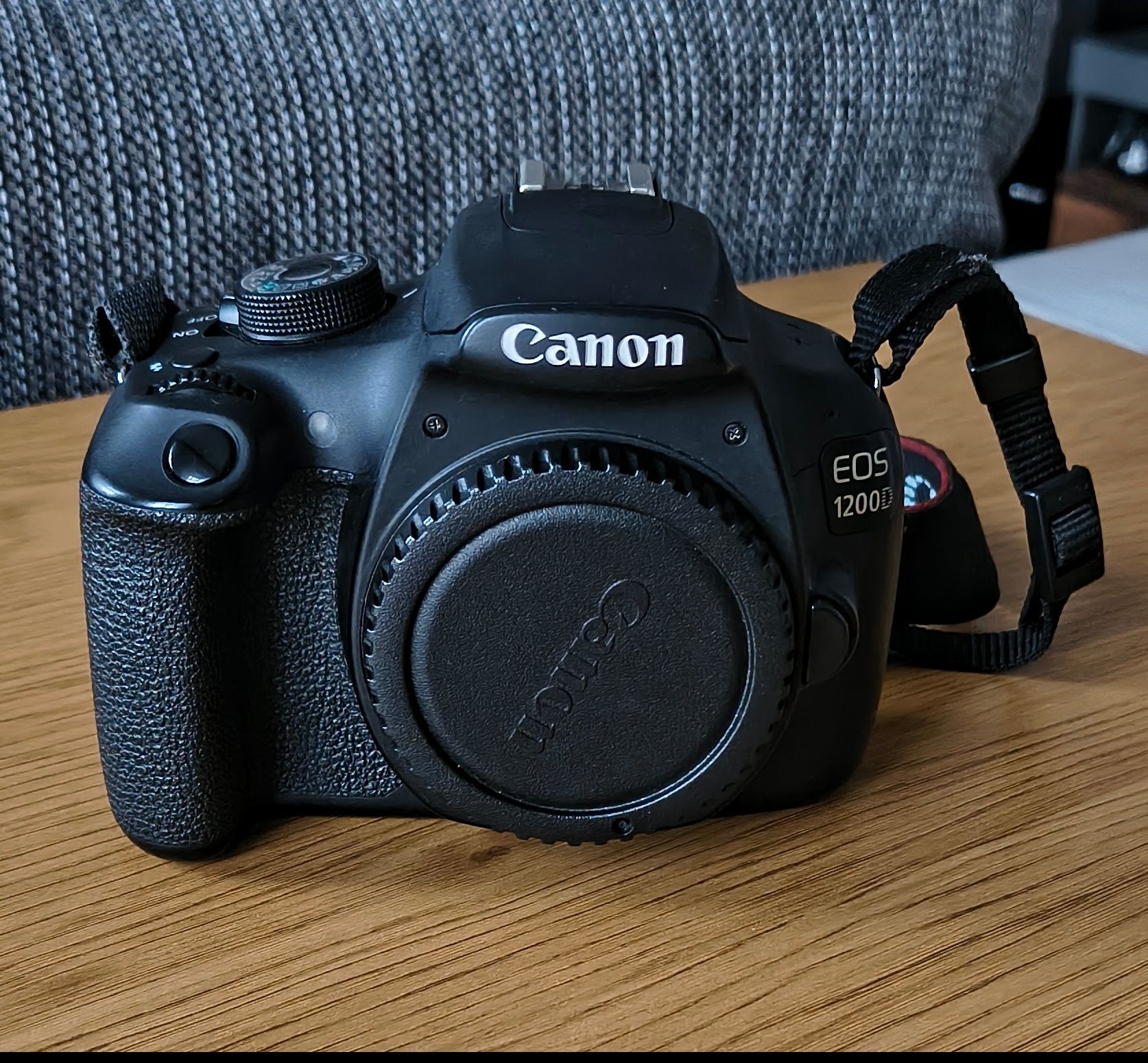 Lustrzanka Canon EOS 1200D
