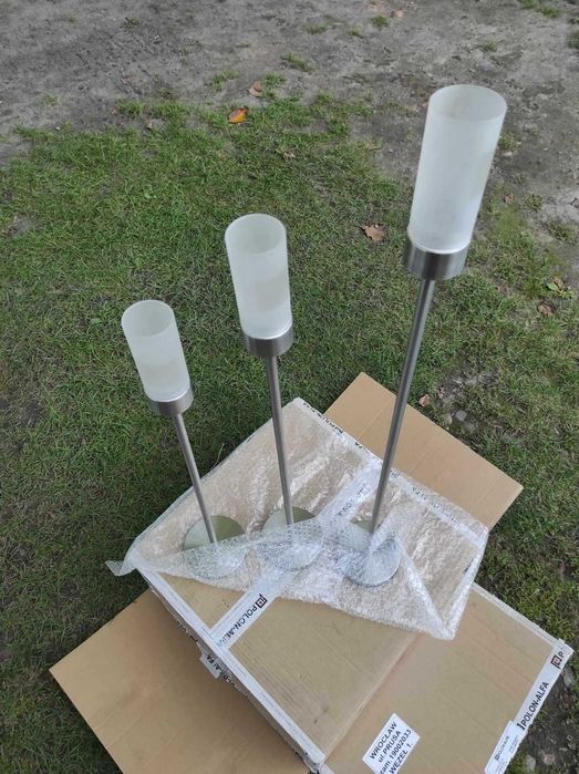 Świeczniki podłogowe Faro na tealight (3szt.) firmy Blomus