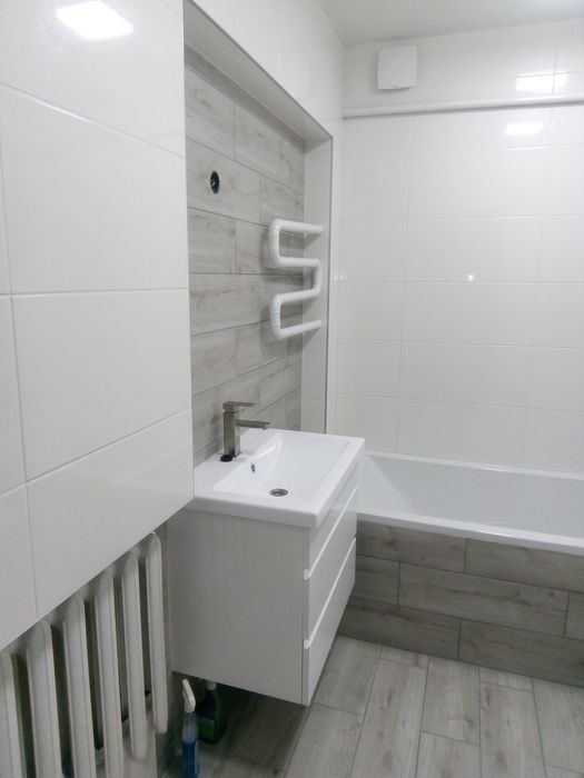 Поклейка обоев и ремонт санузлов