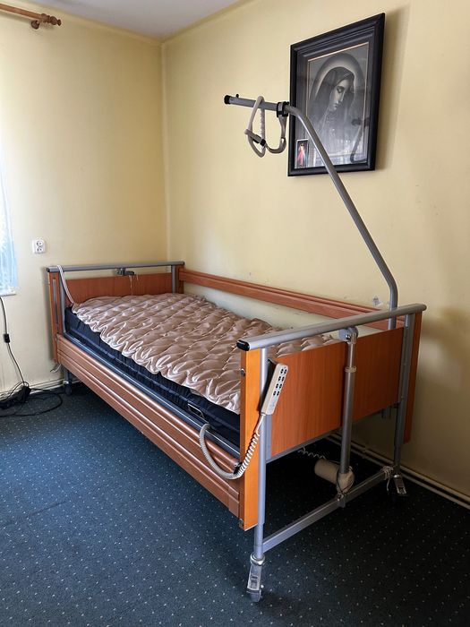 Łóżko rehabilitacyjne +2 materace przeciwodleżynowe!