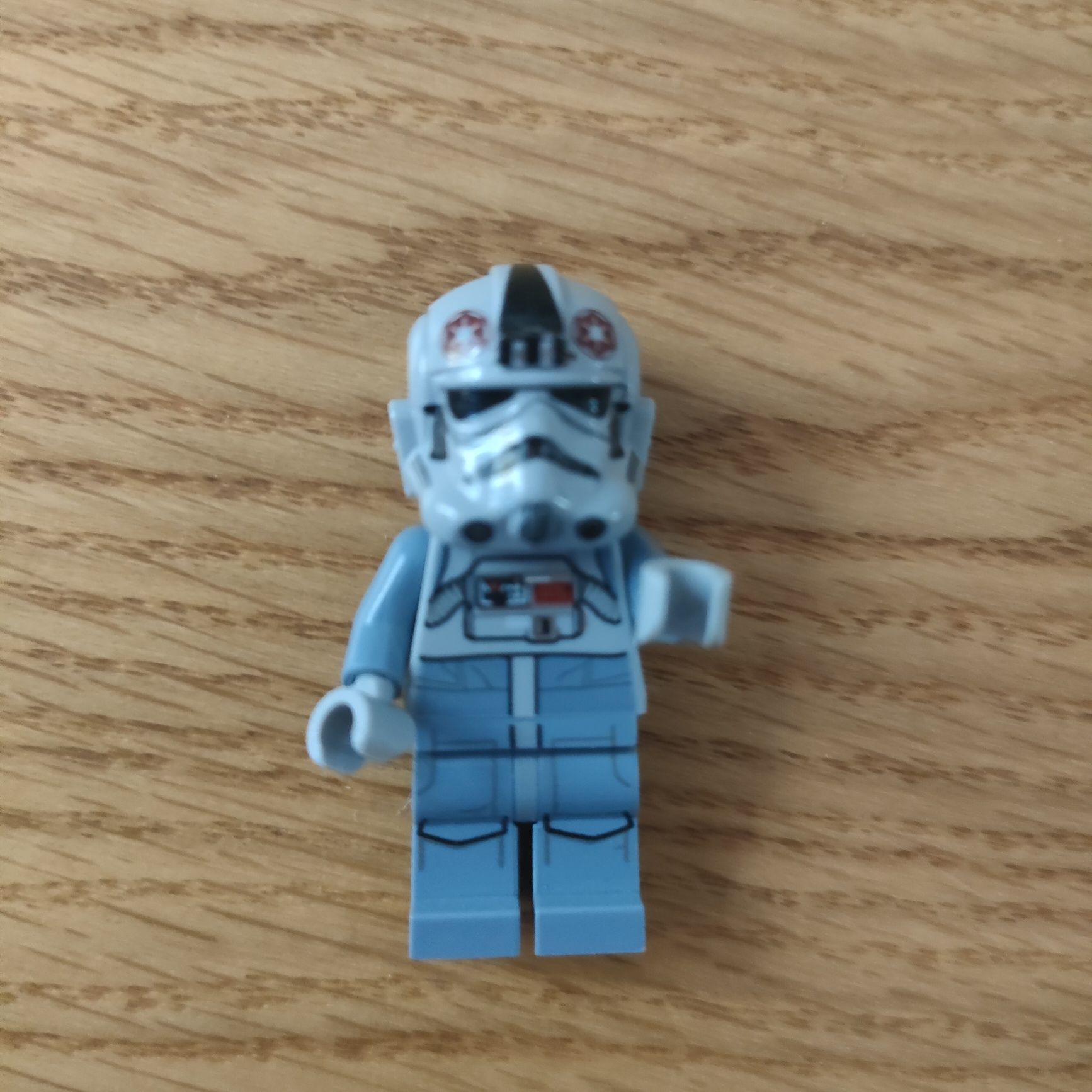 Figurka Lego Star Wars at at driver