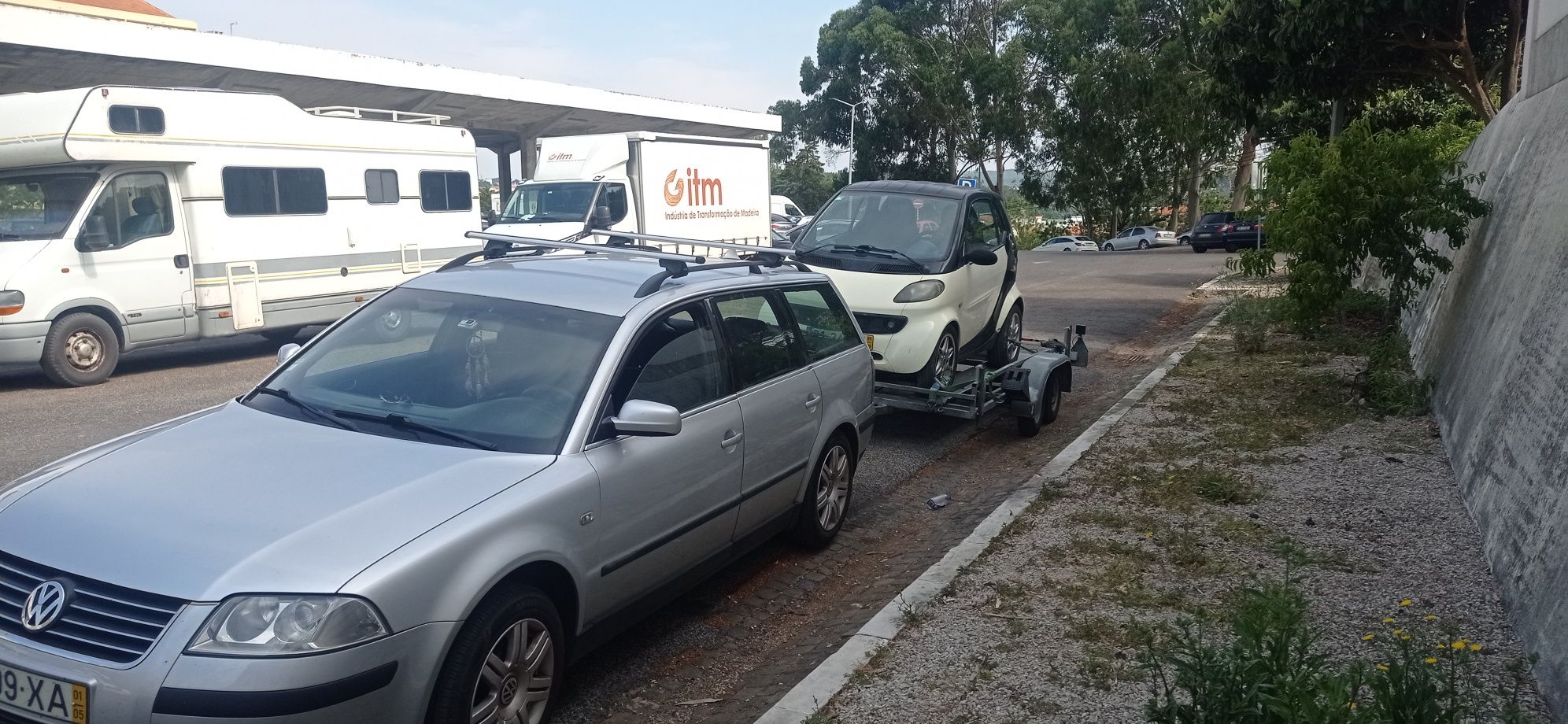 Transporte automóvel, caravana, moto ,barco e outros