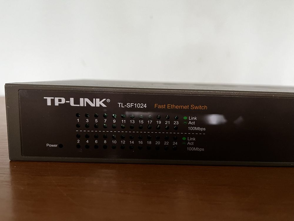 Комутатор / Світч TP-LINK TL-SF1024 24-Port 10/100Mbps