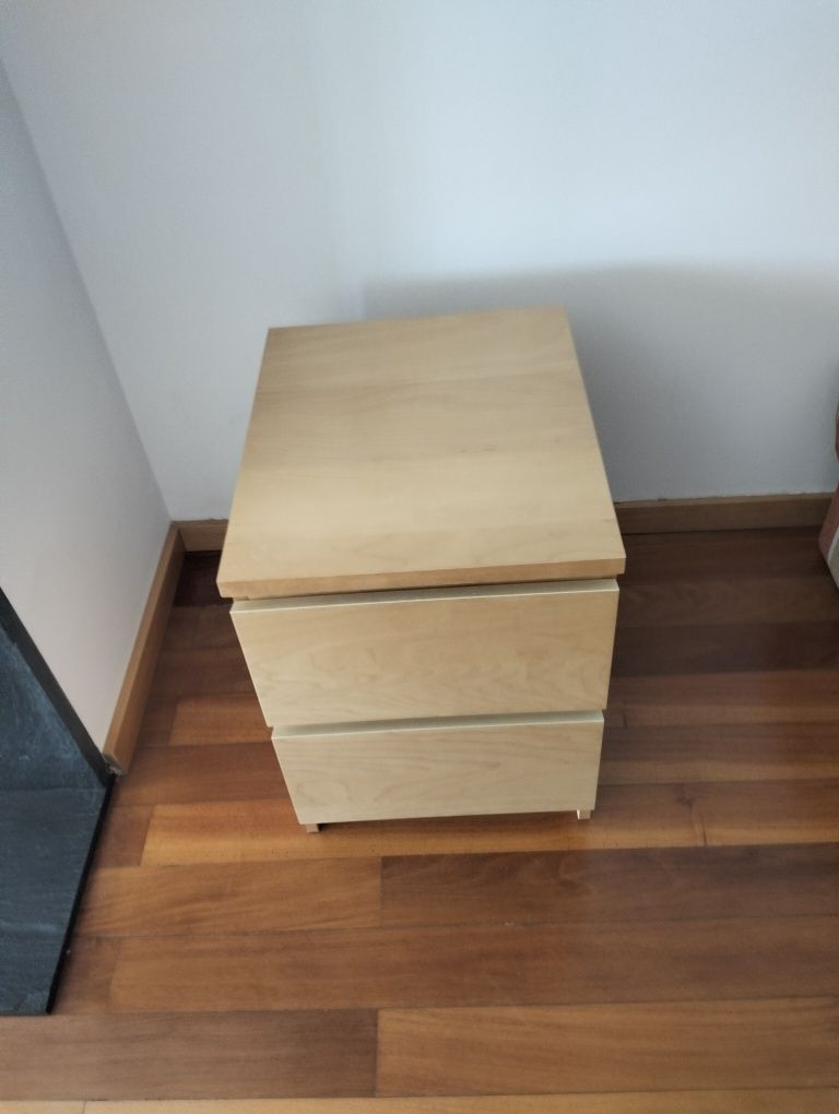 Mesa de cabeceira