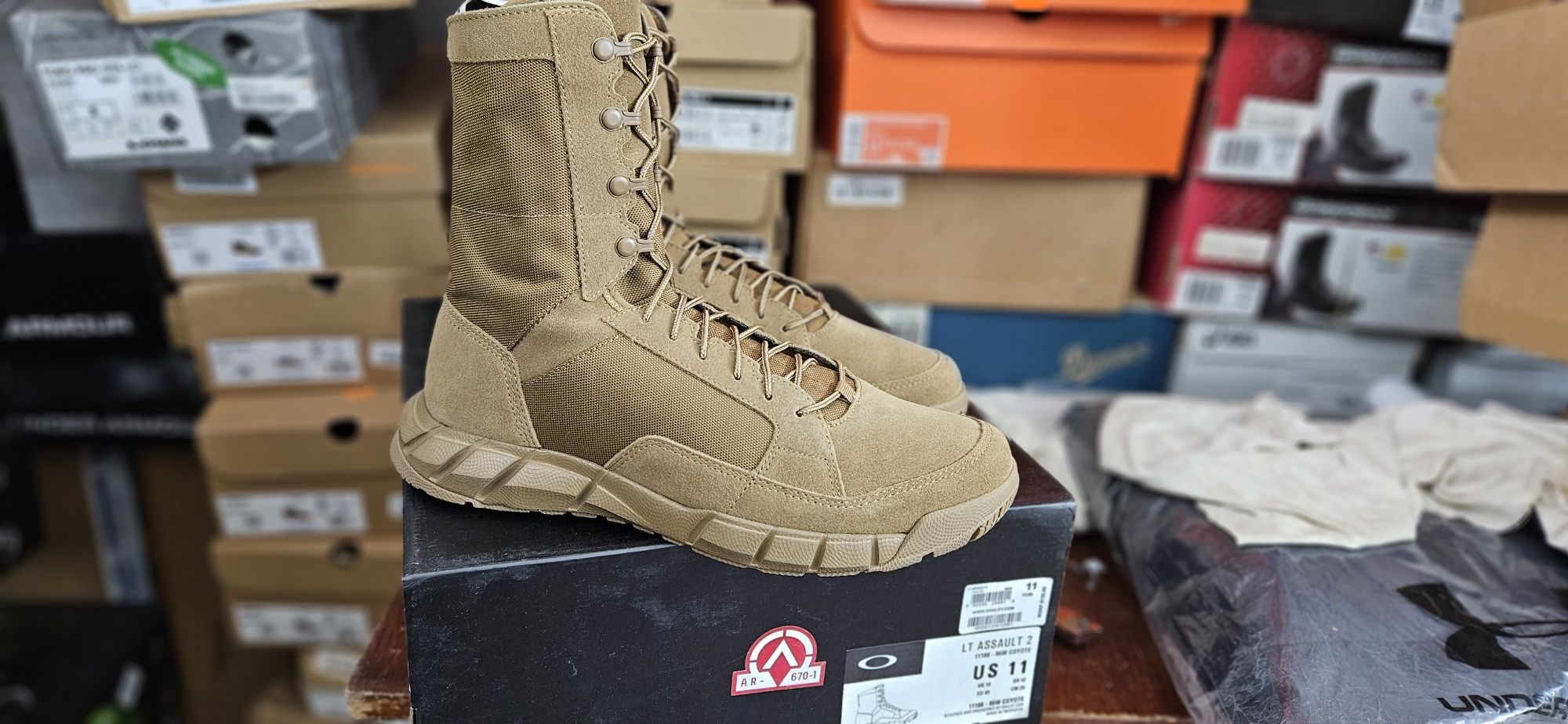 Берці літні військові  Oakley Light Assault 2 Coyote.Розмір 42-46