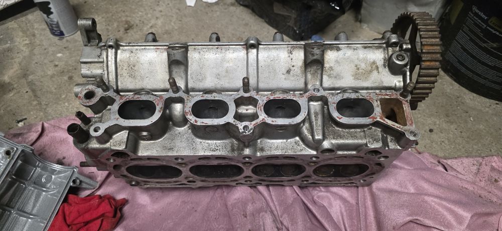 Głowica suzuki swift GTI 101km G13B