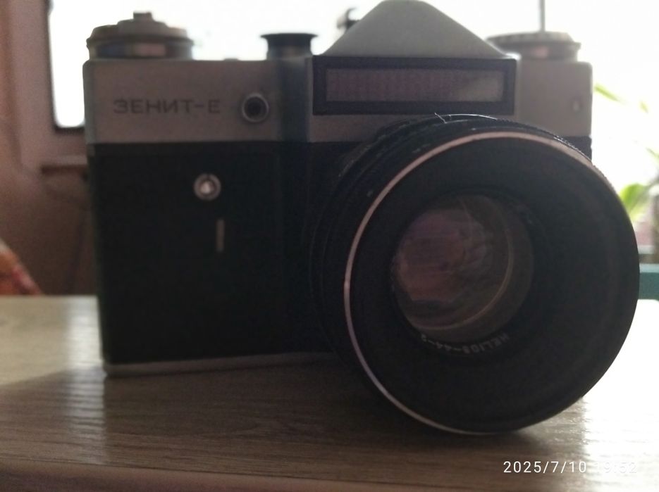 Фотоапарат Зеніт