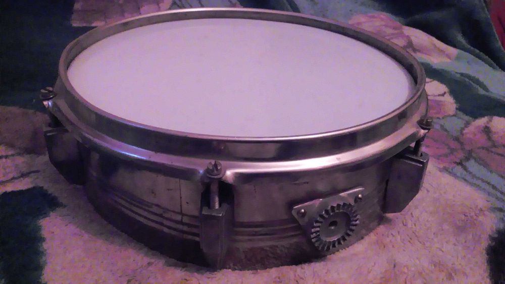 Барабан от ударной установки