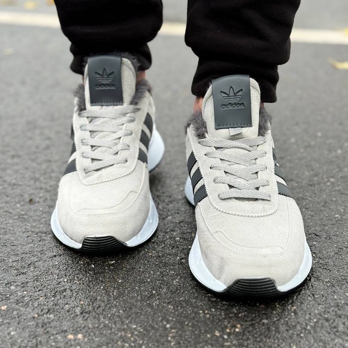 Чоловічі зимові кросівки Adidas на хутрі (розміри 40-41)