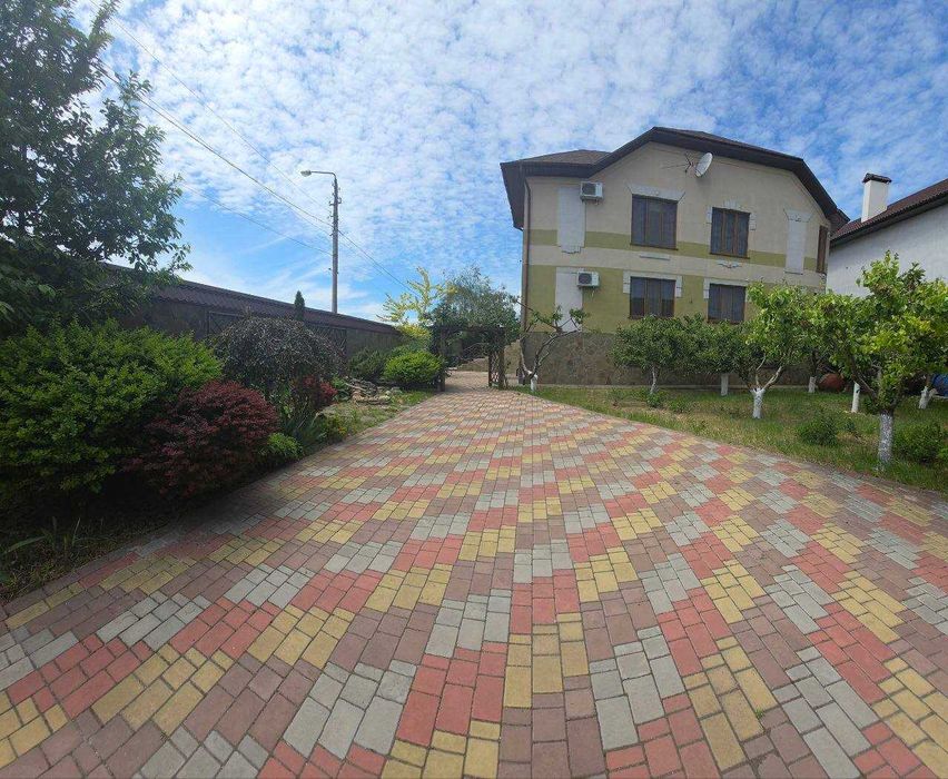 Продается дом на реке 425м  ремонт мебель цена 370 тыс.у.е.