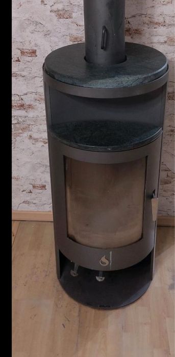 Камін привезений з Німеччини