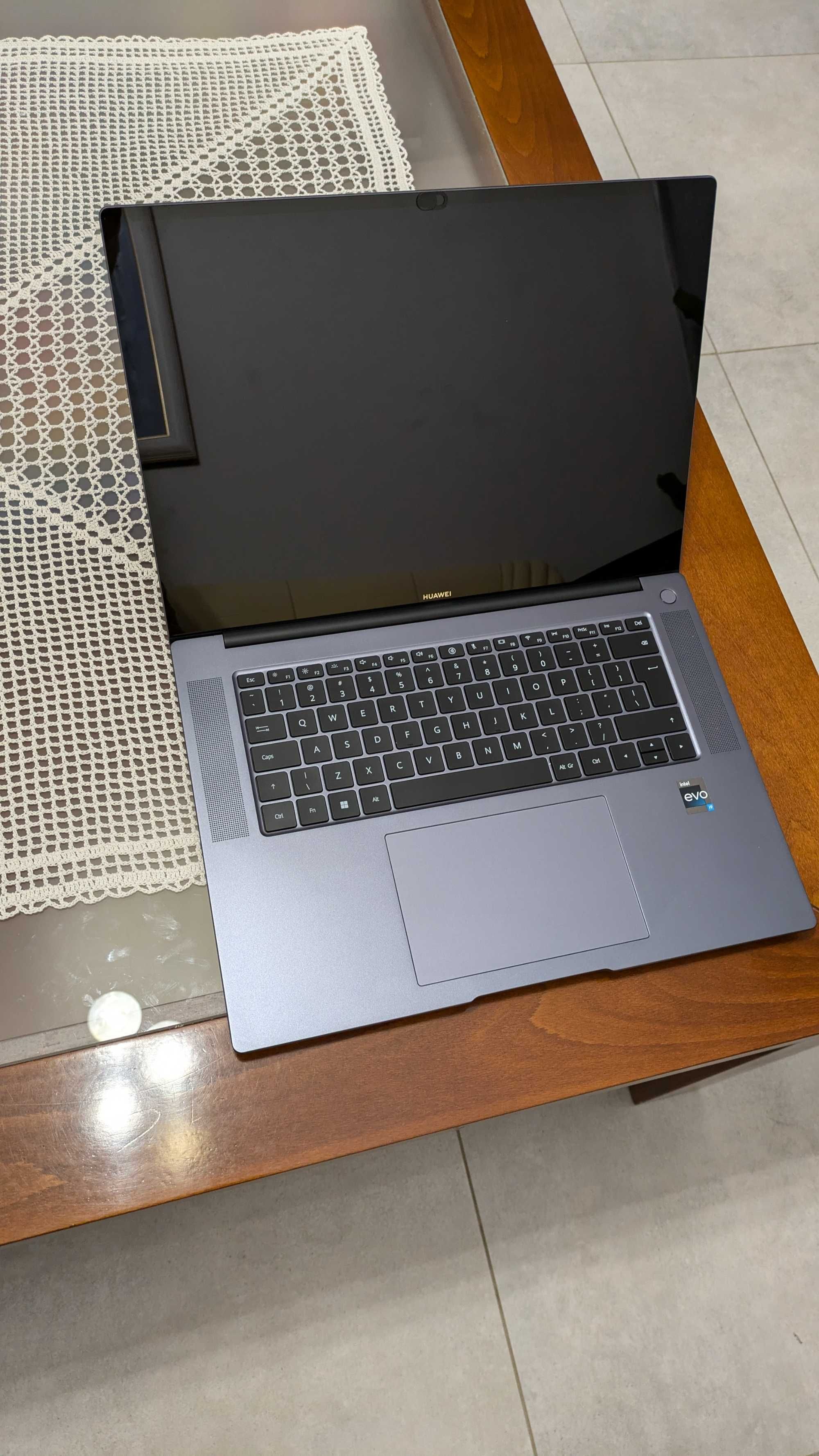 HUAWEI MateBook 16s 2023 (16'', i9-13900H, 16GB, 1TB, Windows 11)