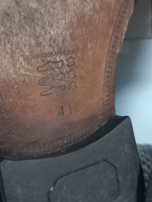 Sapatos Mocassim Camurça John W. Cŕown n.41