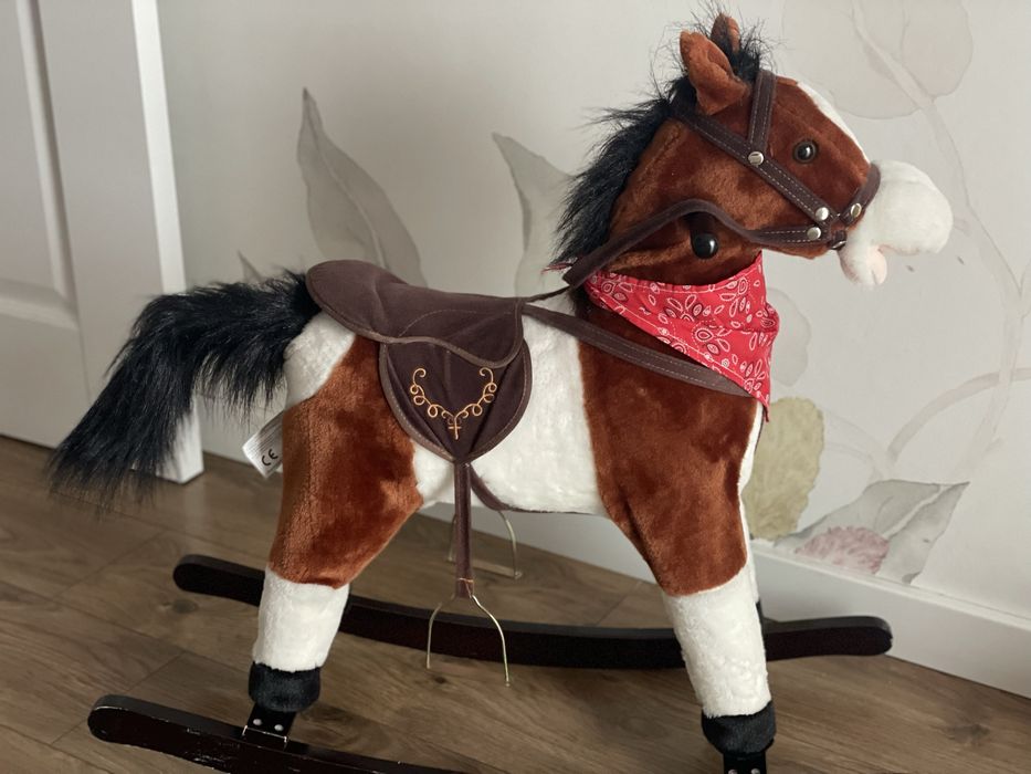 Kon na biegunach interaktywny bujak duzy kon