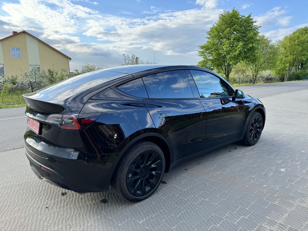 Tesla moel Y 2022