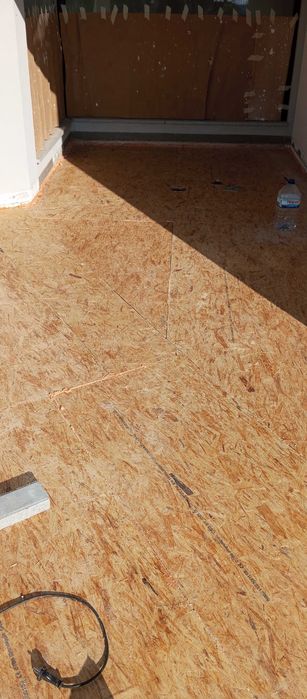 Empreiteiro polivalente.