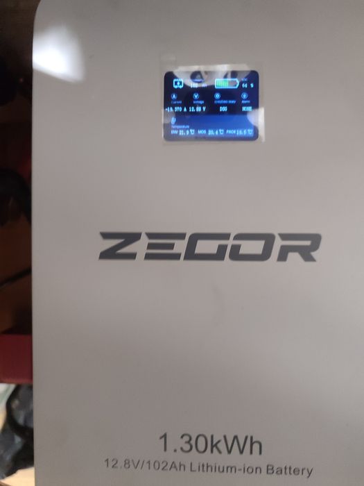 Продам аккумулятор зегорд 102а