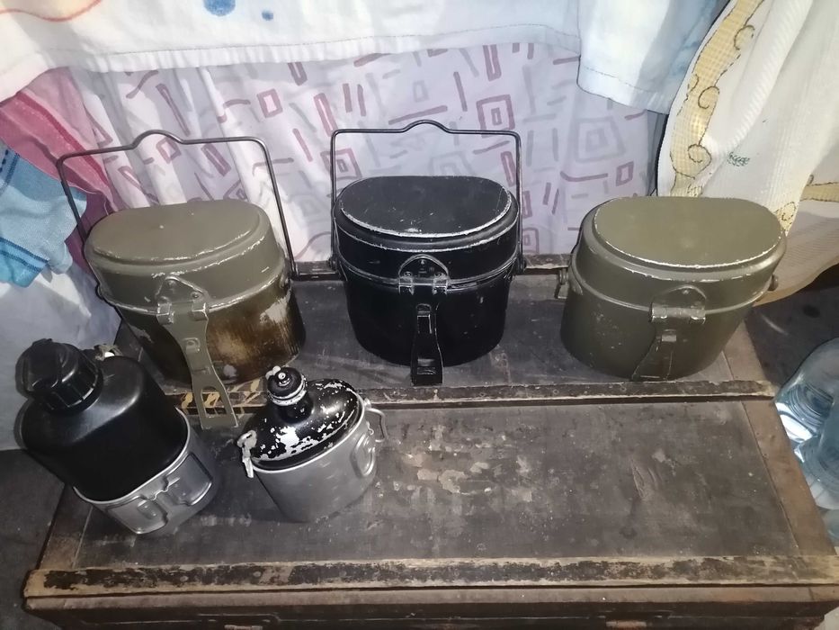 2 cantis e 3 lanchonetes ferro militar suíço