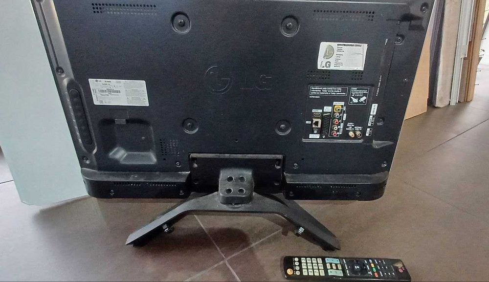 Телевізор LG 32LA643V-zb на запчастини
