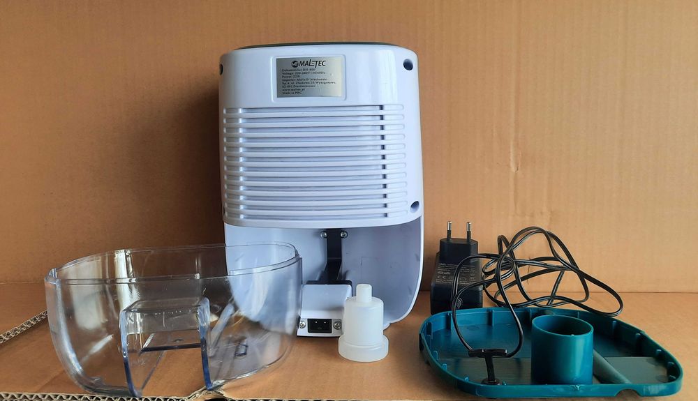 Osuszacz powietrza pochłaniacz wilgoci w domu dehumidifier pleśń grzyb