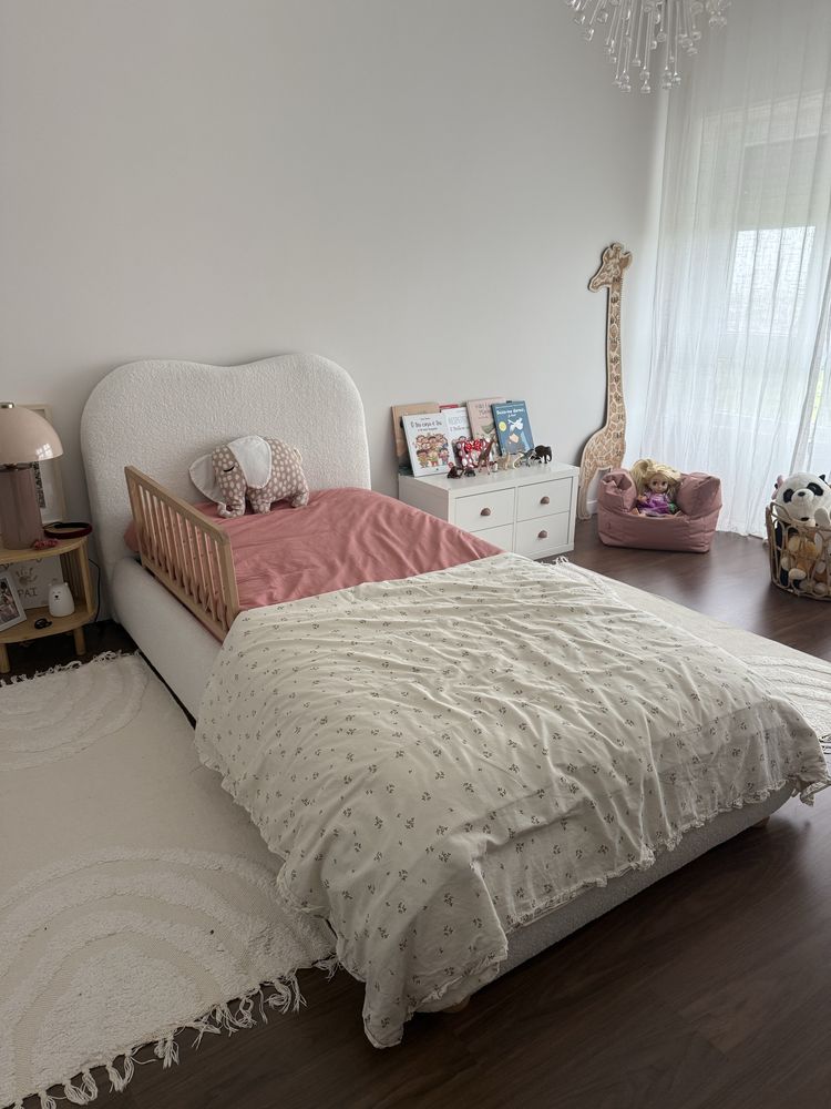Cama 90cm com arrumacao